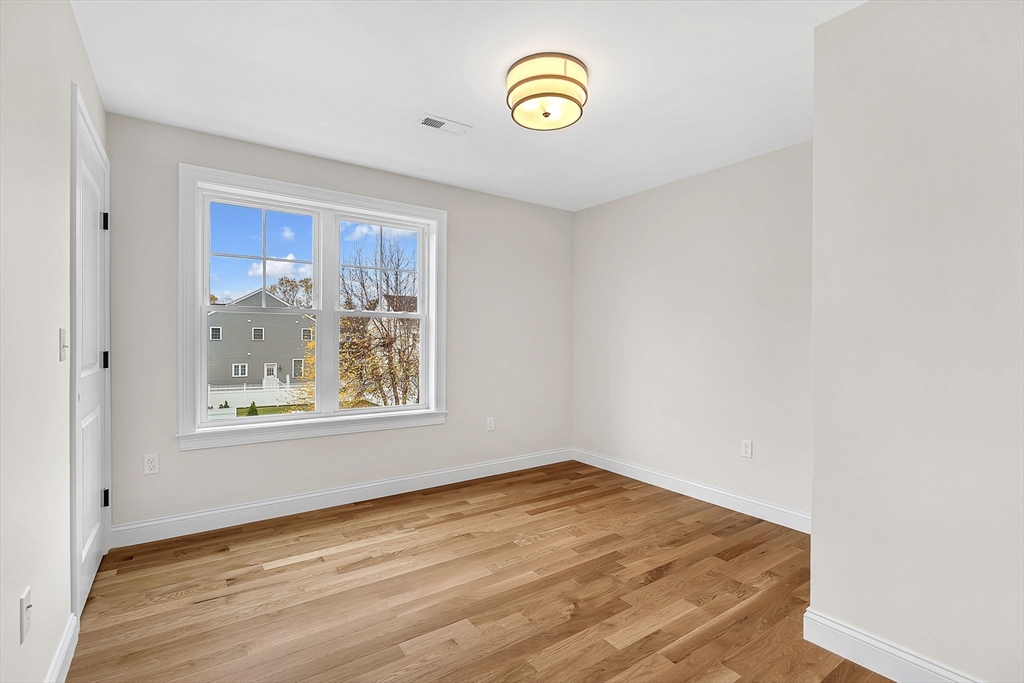 Needham, Massachusetts 02492, United States, 4 Bedrooms Bedrooms, ,5 BathroomsBathrooms,Residential,Active,238965