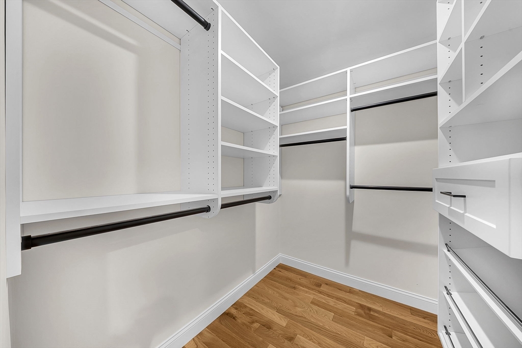 Needham, Massachusetts 02492, United States, 4 Bedrooms Bedrooms, ,5 BathroomsBathrooms,Residential,Active,238965