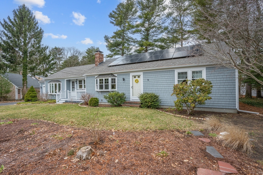 Barnstable, Massachusetts 02632, United States, 2 Bedrooms Bedrooms, ,3 BathroomsBathrooms,Residential,Active,96124