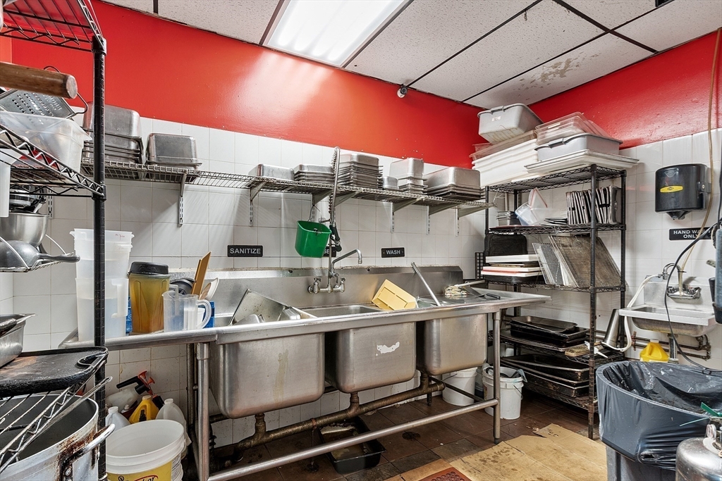 205 Broadway  Unit: 5