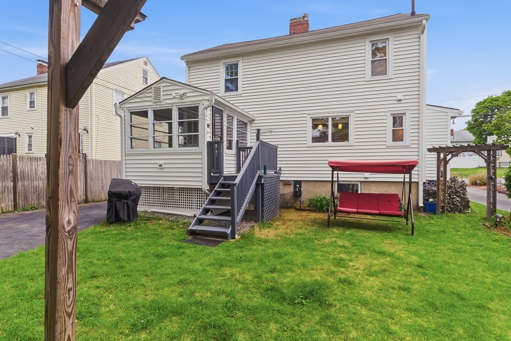 36 Fairview Rd, Stoneham, MA Photo #19