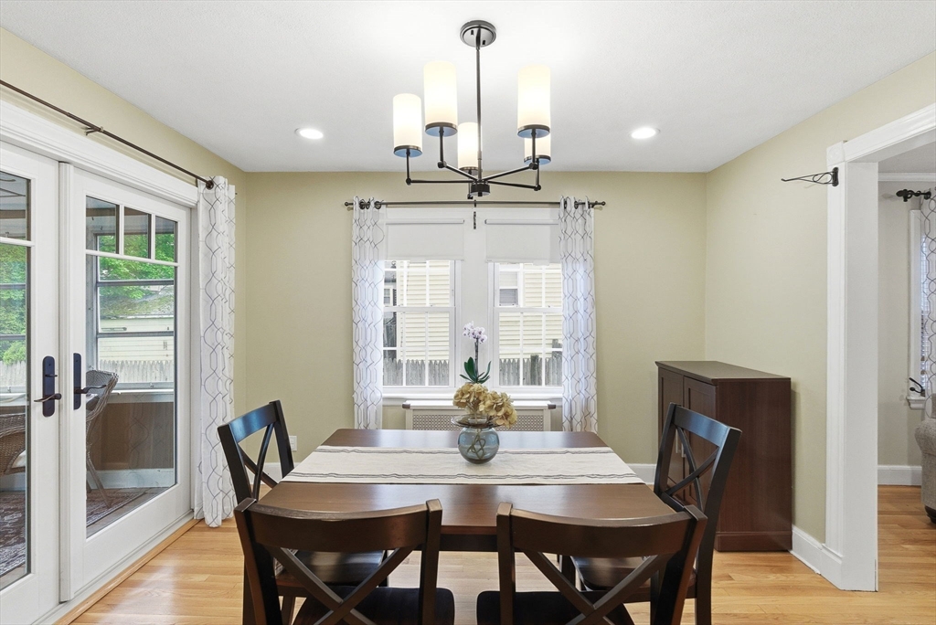 36 Fairview Rd, Stoneham, MA Photo #6
