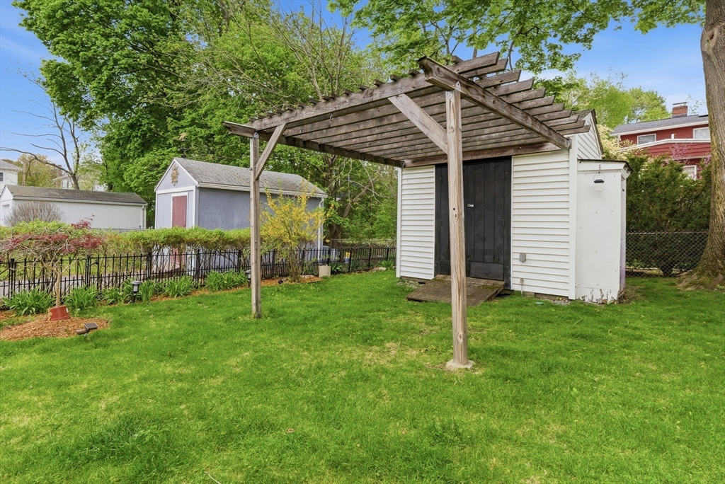 36 Fairview Rd, Stoneham, MA Photo #20