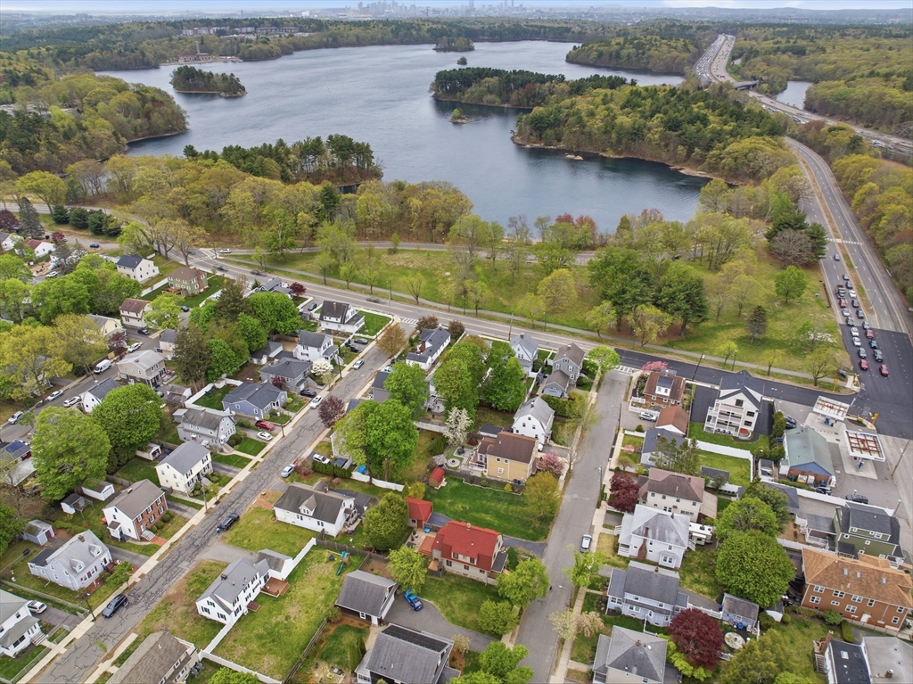 36 Fairview Rd, Stoneham, MA Photo #22