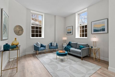 Photo of 65 Glen Rd #H2, Brookline, MA 02445 (MLS # 73474788)