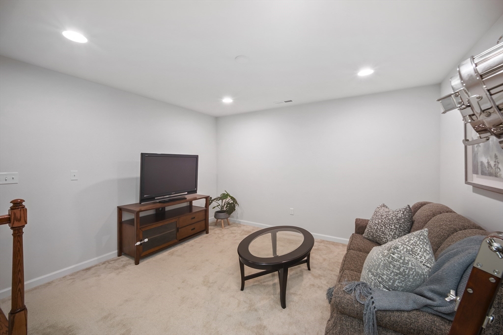 107 White Pond Way #107, Sudbury, MA Photo #28