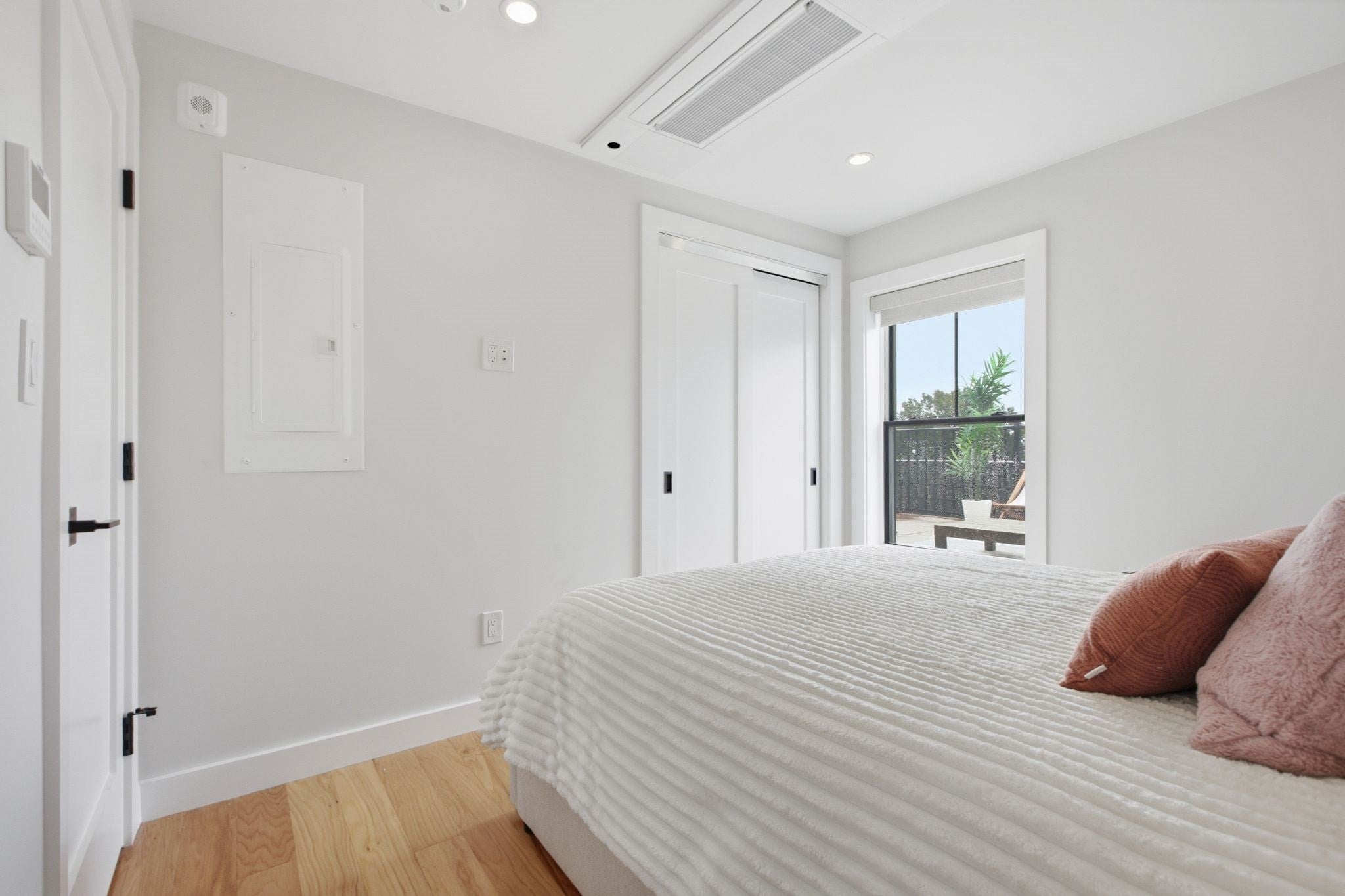 655 Saratoga Street #4, Boston, MA, 655 Saratoga Street #4, Boston, MA Photo #10