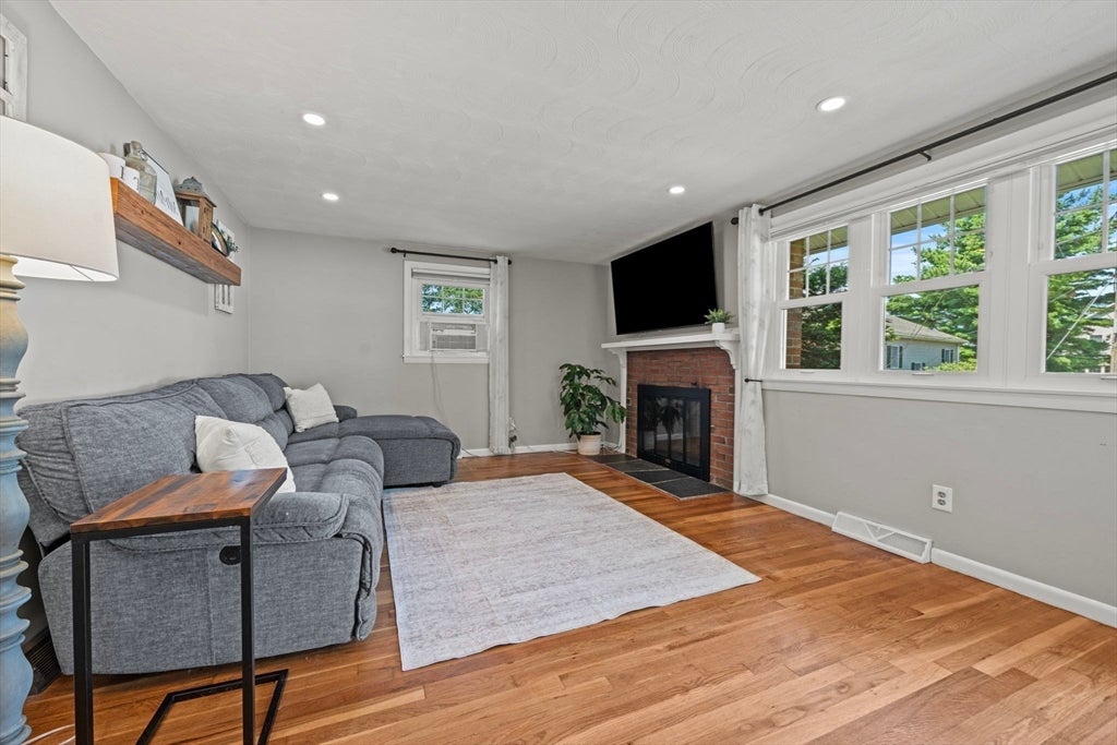 19 Magnolia St