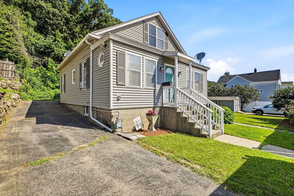 55 Chilmark St, Worcester, MA, 55 Chilmark St, Worcester, MA Photo #2