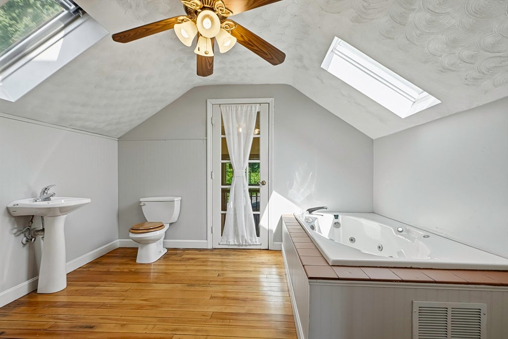 55 Chilmark St, Worcester, MA, 55 Chilmark St, Worcester, MA Photo #38