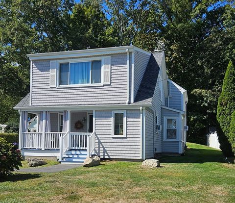 Photo of 341 Seaview Avenue, Swansea, MA 02777 (MLS # 73505907)