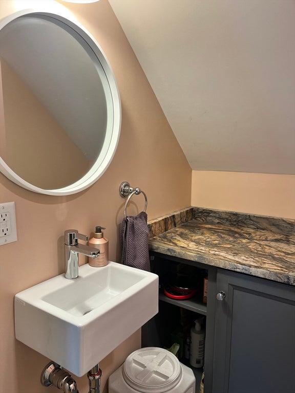 87 Bristol Rd #1, Medford, MA Photo #9