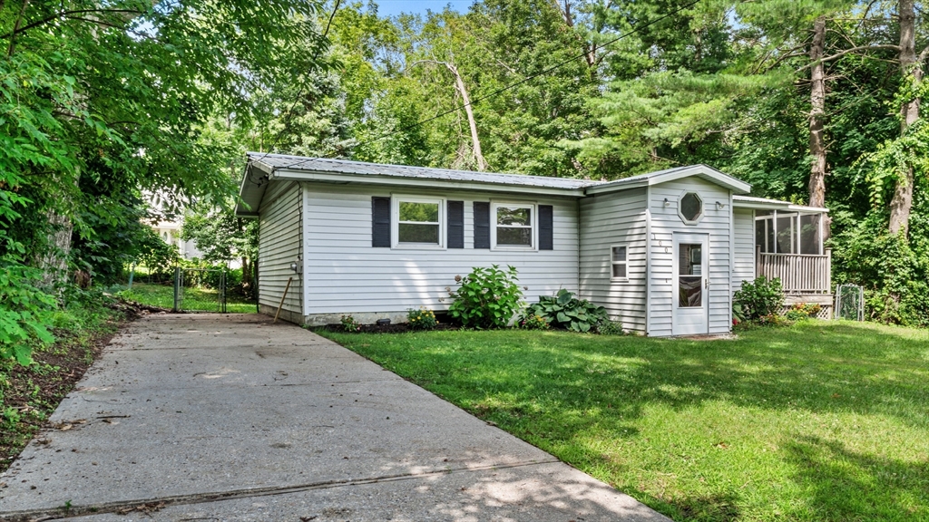 100 Cummings Ave