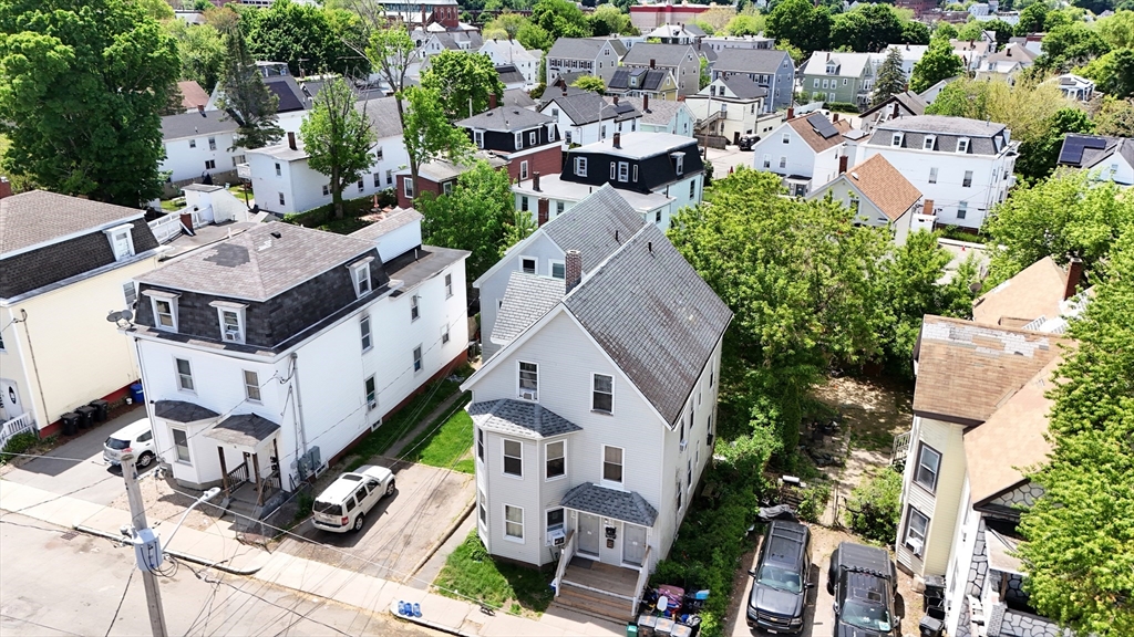 32 1/2 Nichols