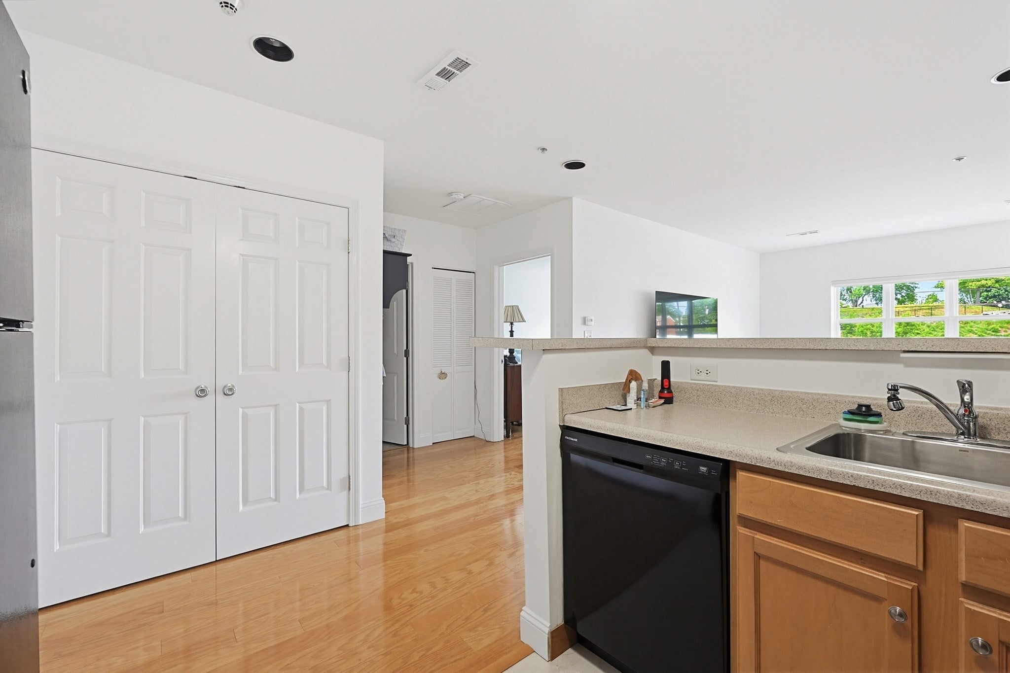 140 Railroad Ave #B111, Norwood, MA, 140 Railroad Ave #B111, Norwood, MA Photo #21