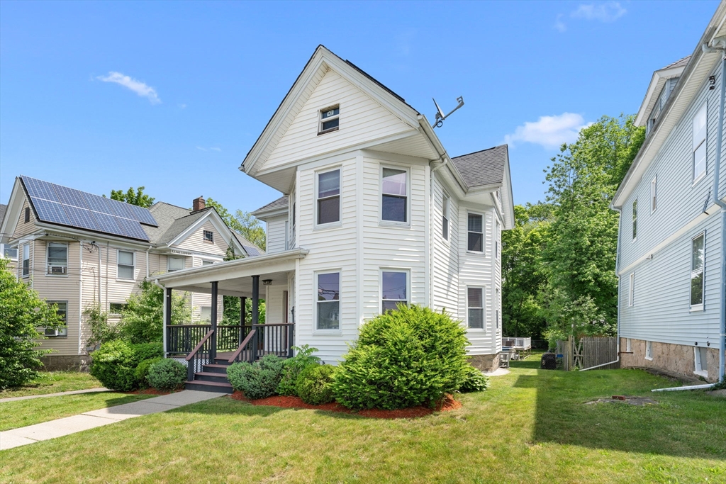 46 Ash St