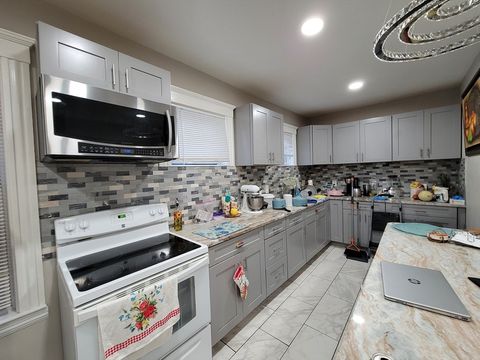 Photo of 11 Payson St #2, Worcester, MA 01607 (MLS # 73526697)