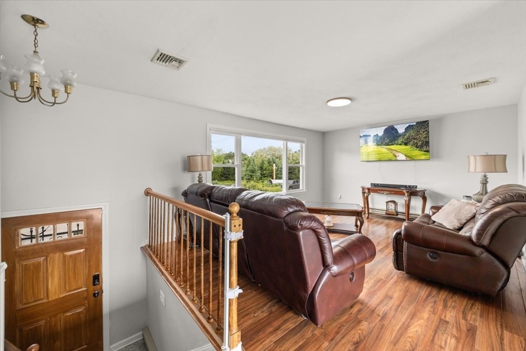 66 Mary Dr
