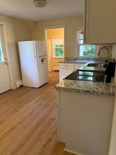 23 Sunnyside Ave 3 Hanover MA 02339