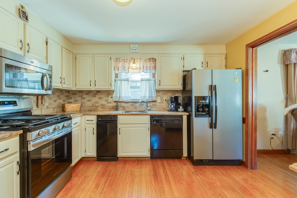 5 Cedar Grove Ave