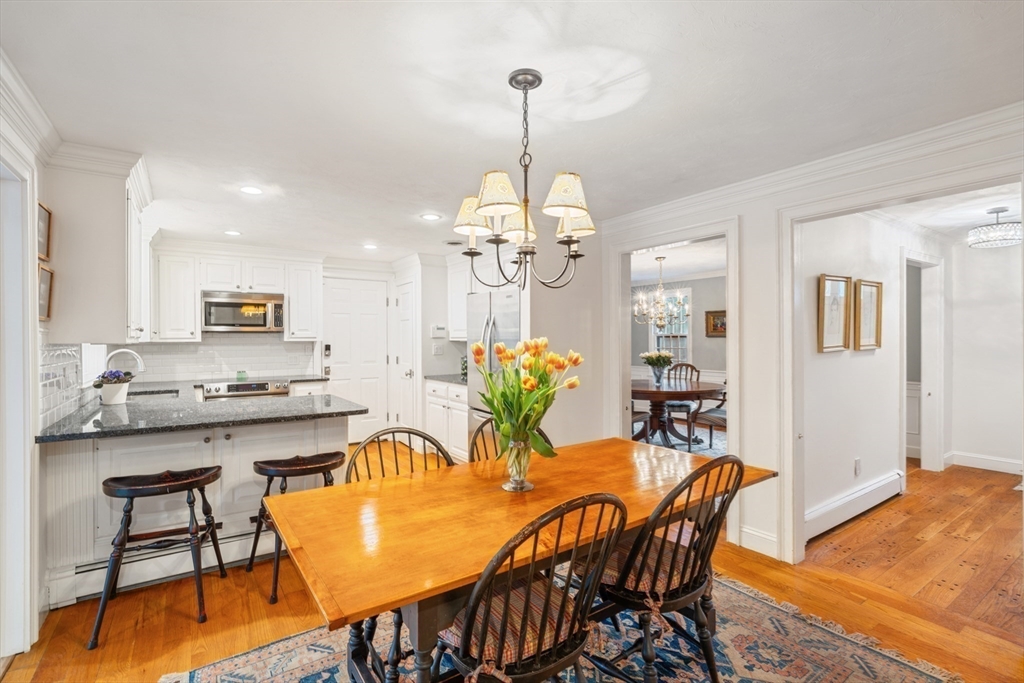 Norfolk, Massachusetts 02056, United States, 4 Bedrooms Bedrooms, ,3 BathroomsBathrooms,Residential,Pending,106956