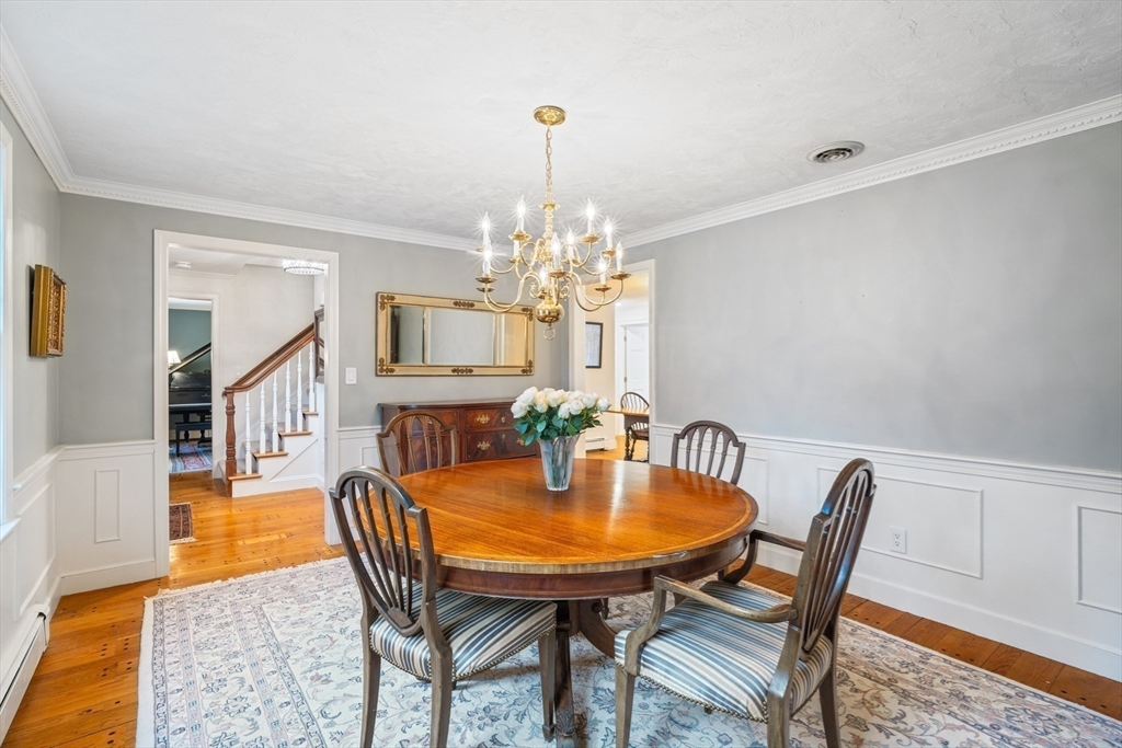 Norfolk, Massachusetts 02056, United States, 4 Bedrooms Bedrooms, ,3 BathroomsBathrooms,Residential,Pending,106956