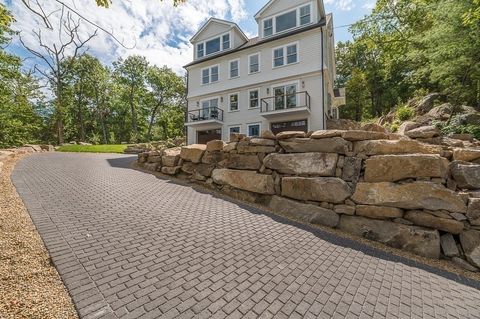 5 Samoset Rd B Gloucester MA 01930