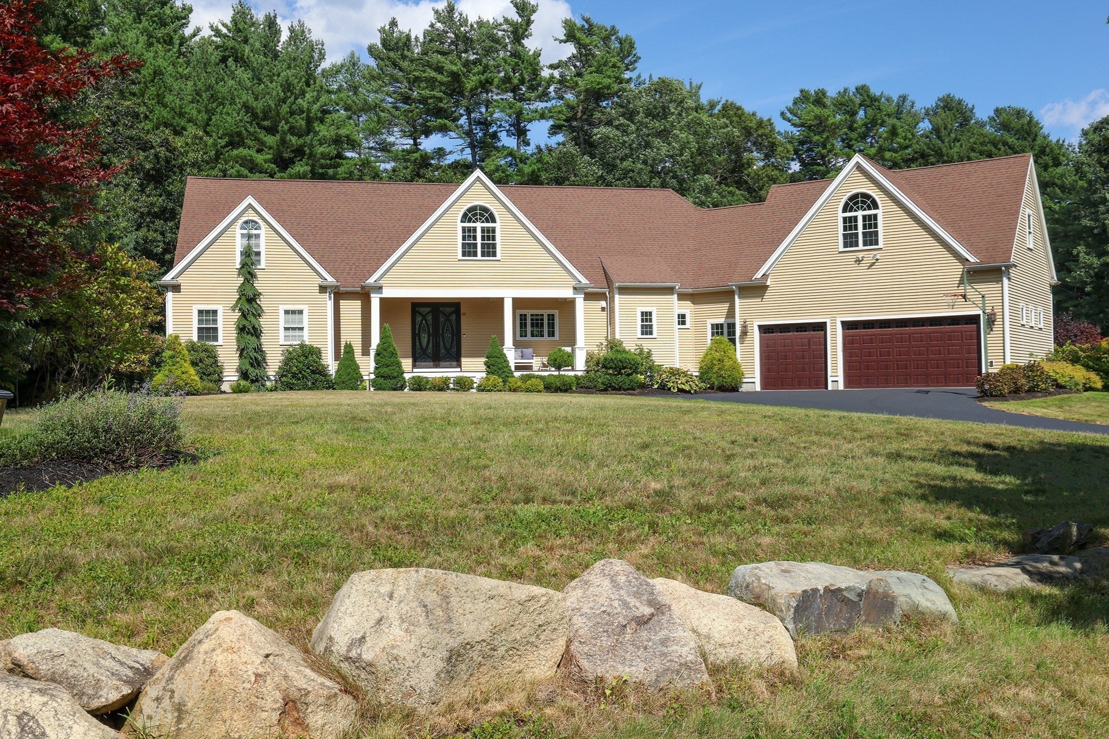 53 Erikson Ln