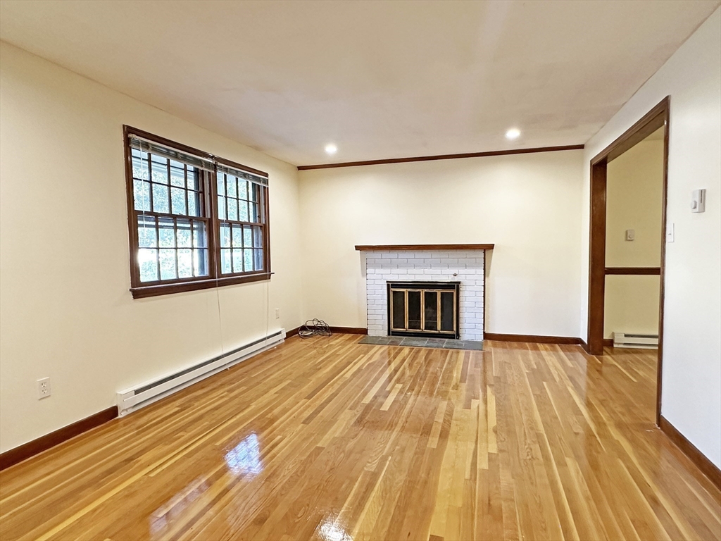 37 New Haven St