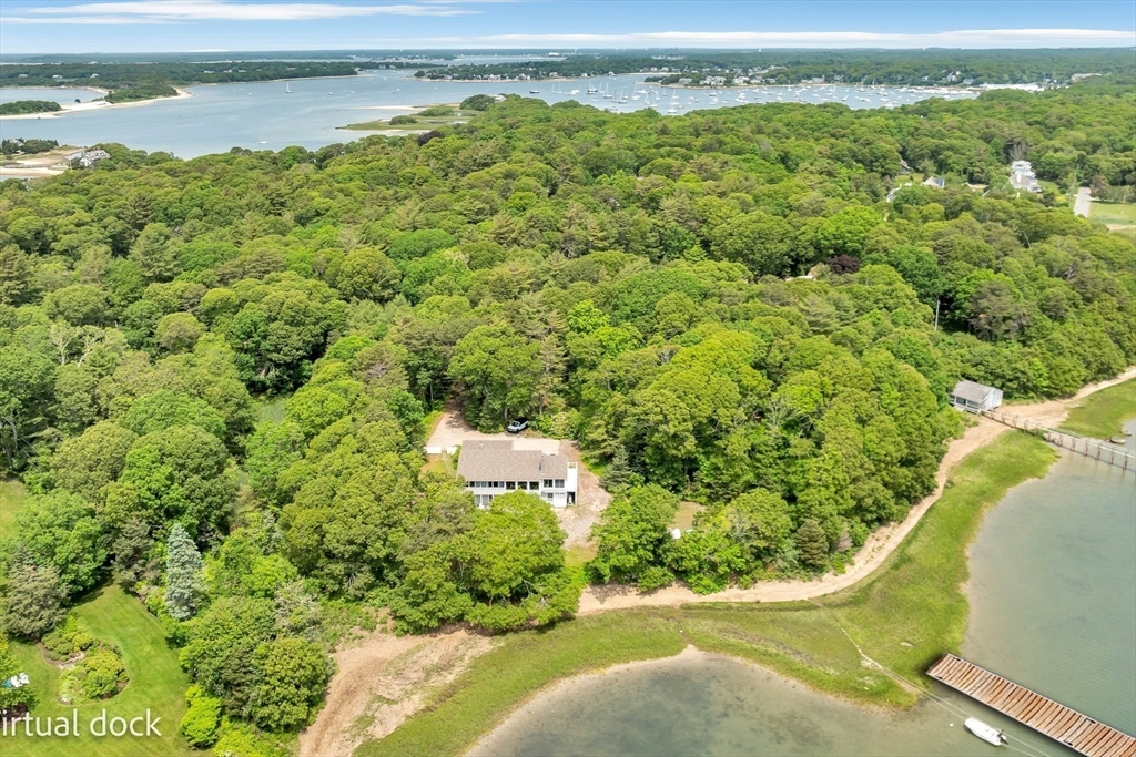 233 Scraggy Neck Rd