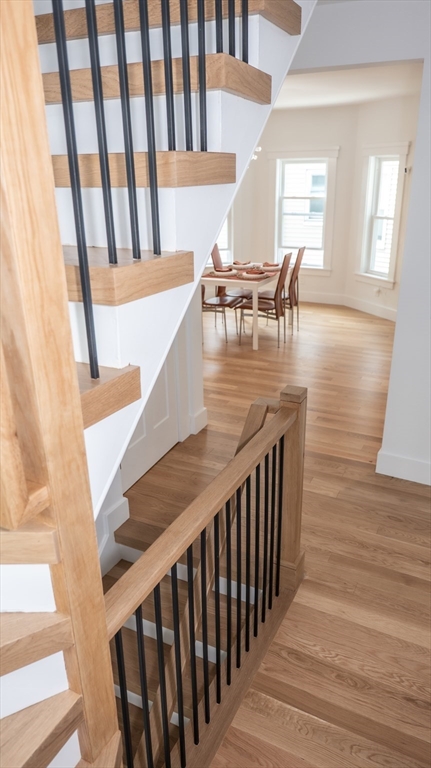 54 Lowden Ave 2