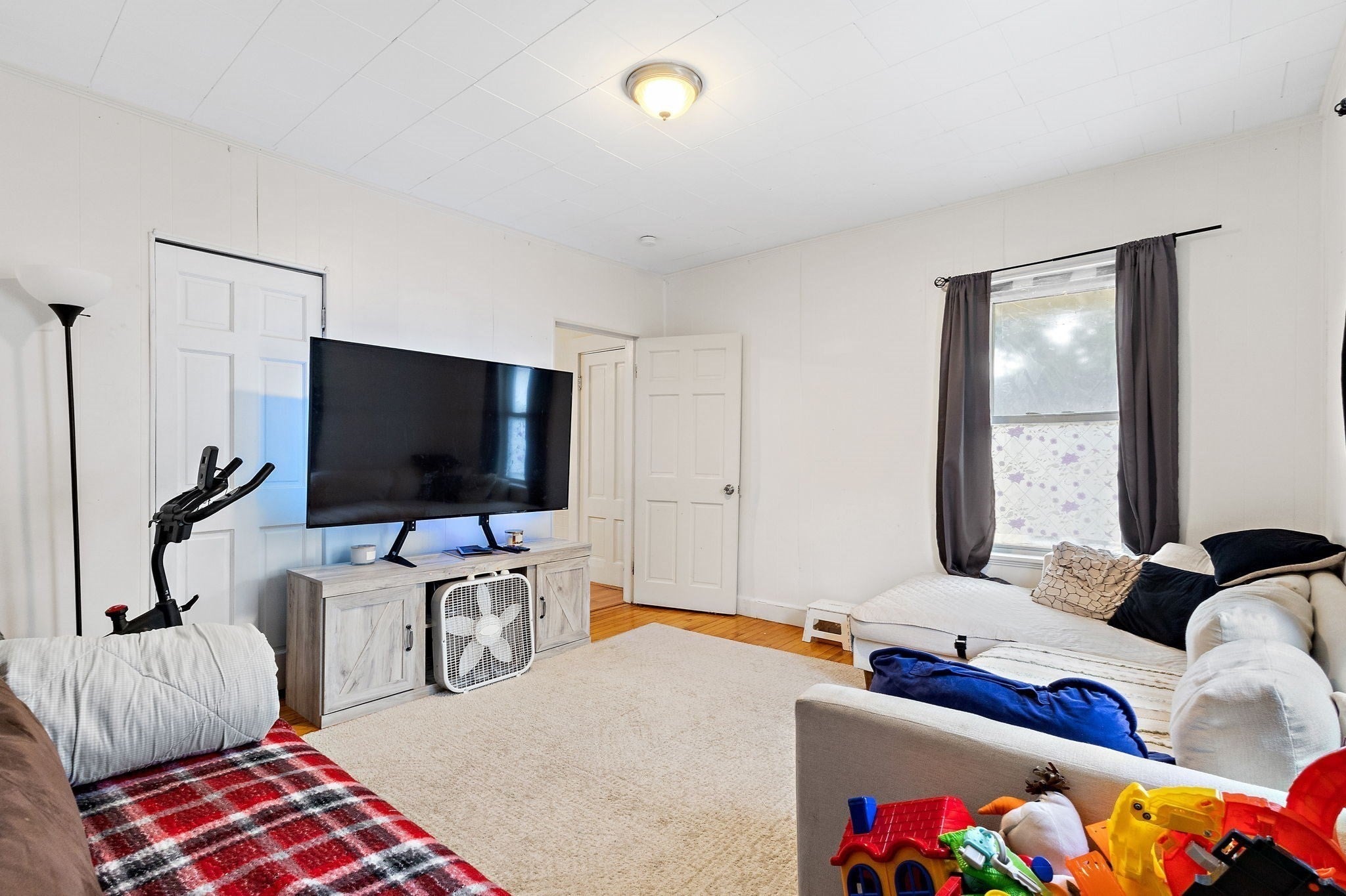 17 Ashton St, Everett, MA, 17 Ashton St, Everett, MA Photo #14