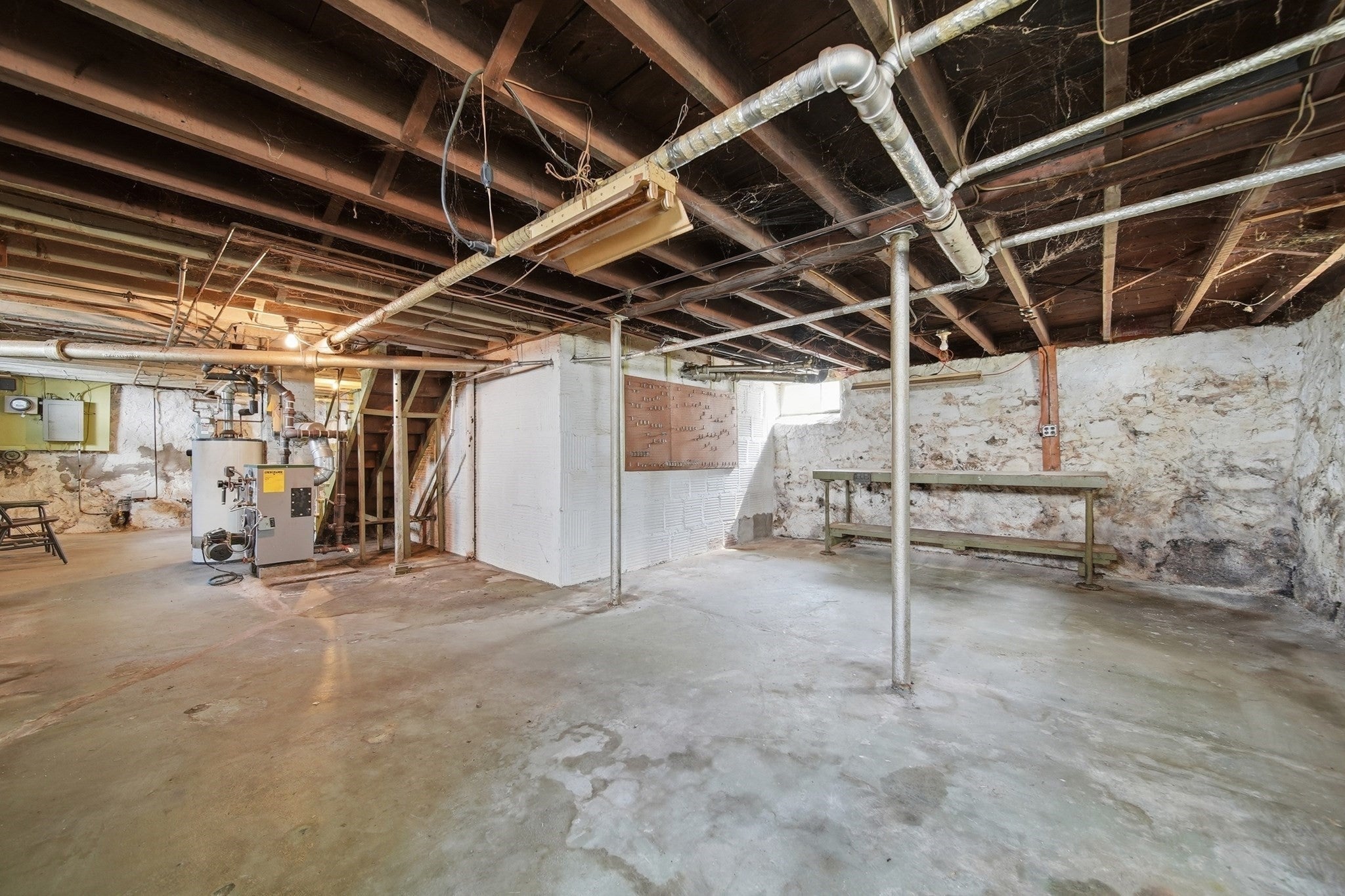 254 Lynnfield St, Lynn, MA Photo #20