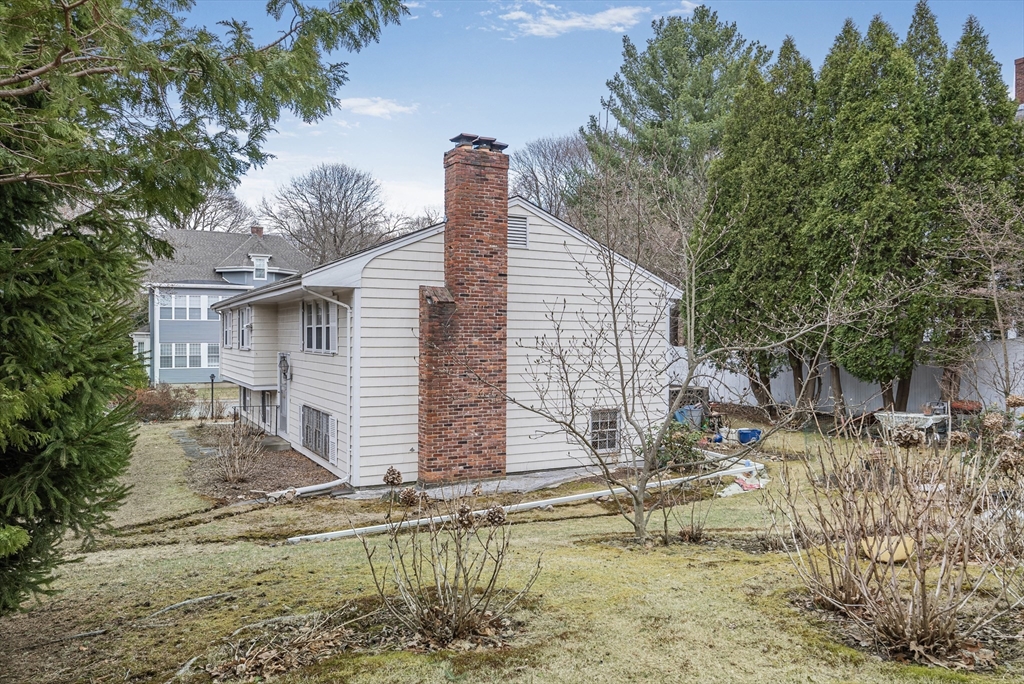 32 Rockland St