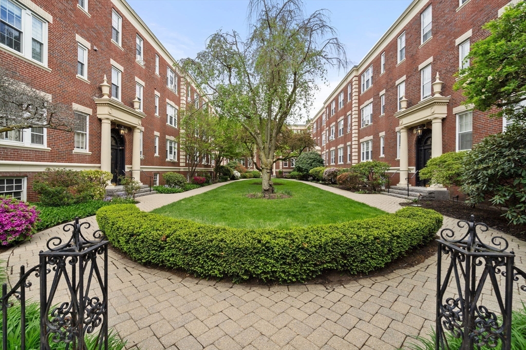 59 Babcock Street 5