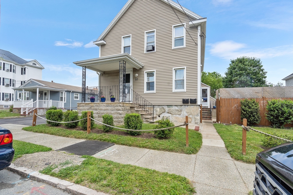 93 Belleville Rd