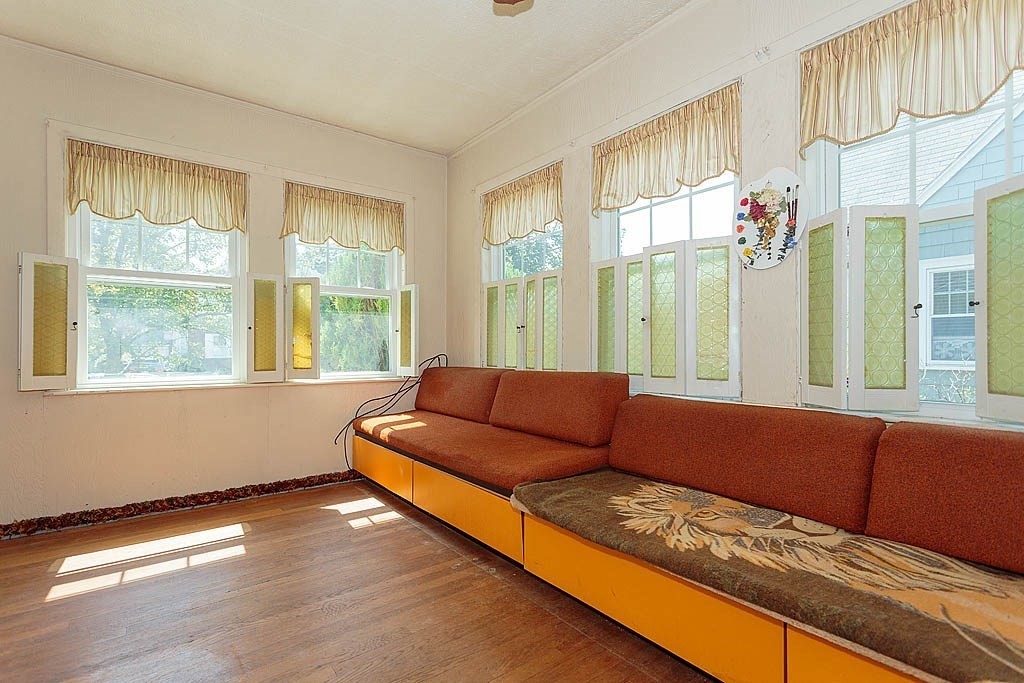 52 Oak Ridge Road