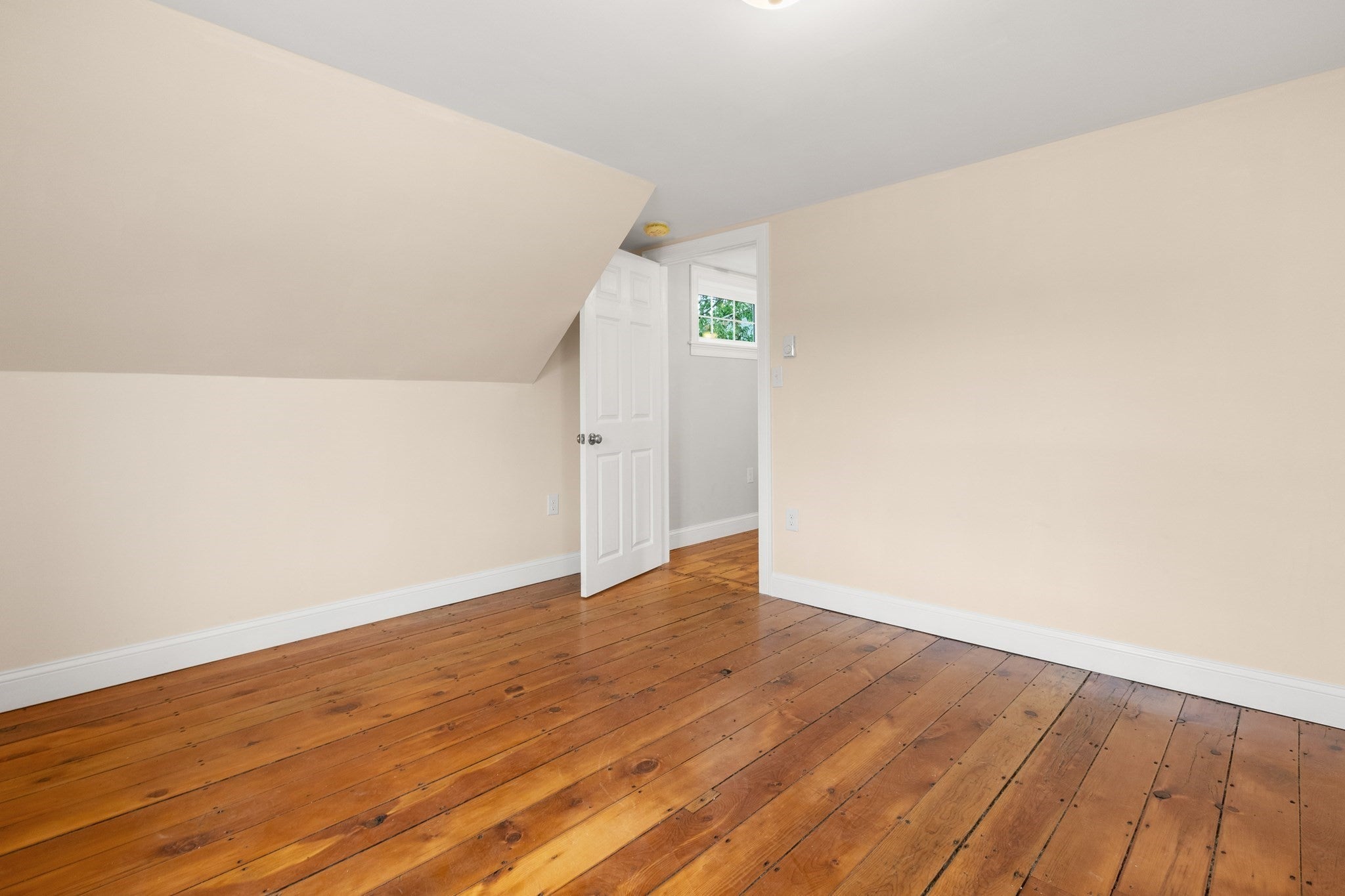 13 Estes Street, Ipswich, MA, 13 Estes Street, Ipswich, MA Photo #24