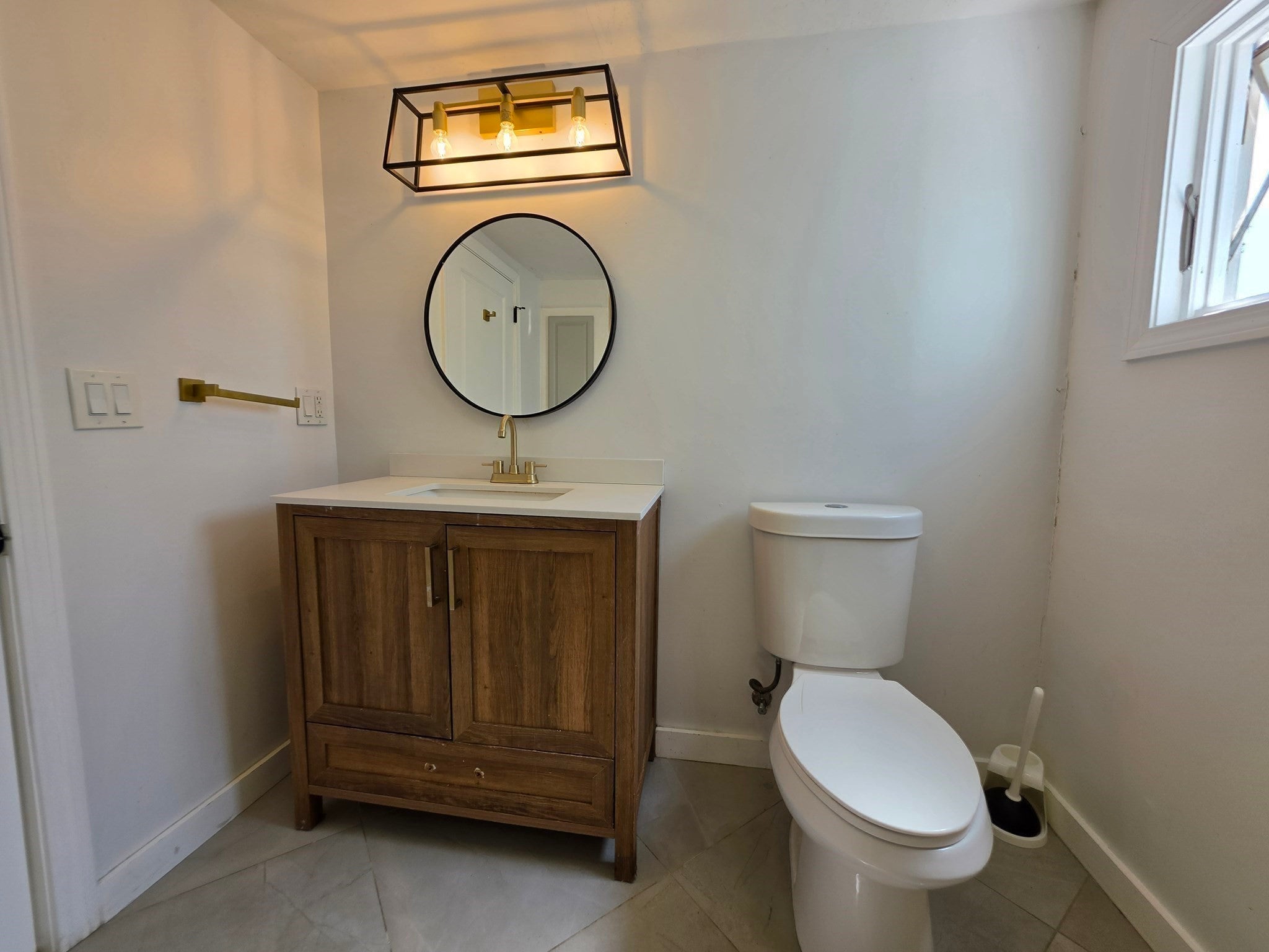 122 Bowler St, Lynn, MA Photo #25