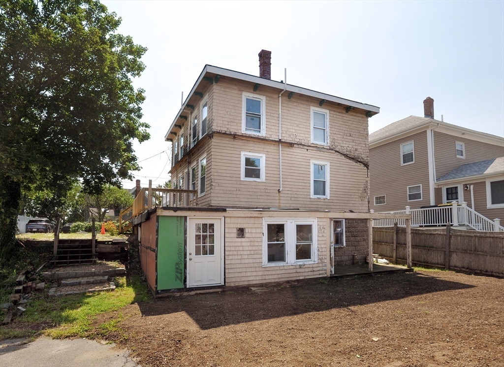 6 Montana Ave