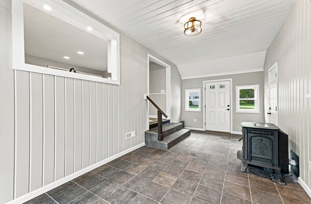 3 Maplelawn Dr, Monson, MA, 3 Maplelawn Dr, Monson, MA Photo #10
