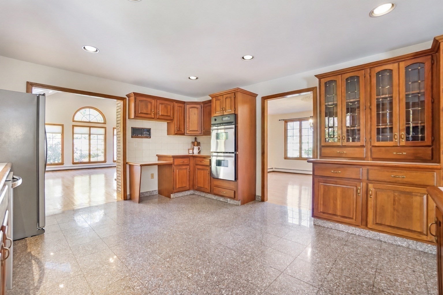 135 Lauricella Lane, Waltham, MA, 135 Lauricella Lane, Waltham, MA Photo #7