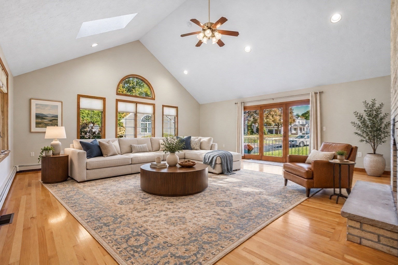 135 Lauricella Lane, Waltham, MA, 135 Lauricella Lane, Waltham, MA Photo #9