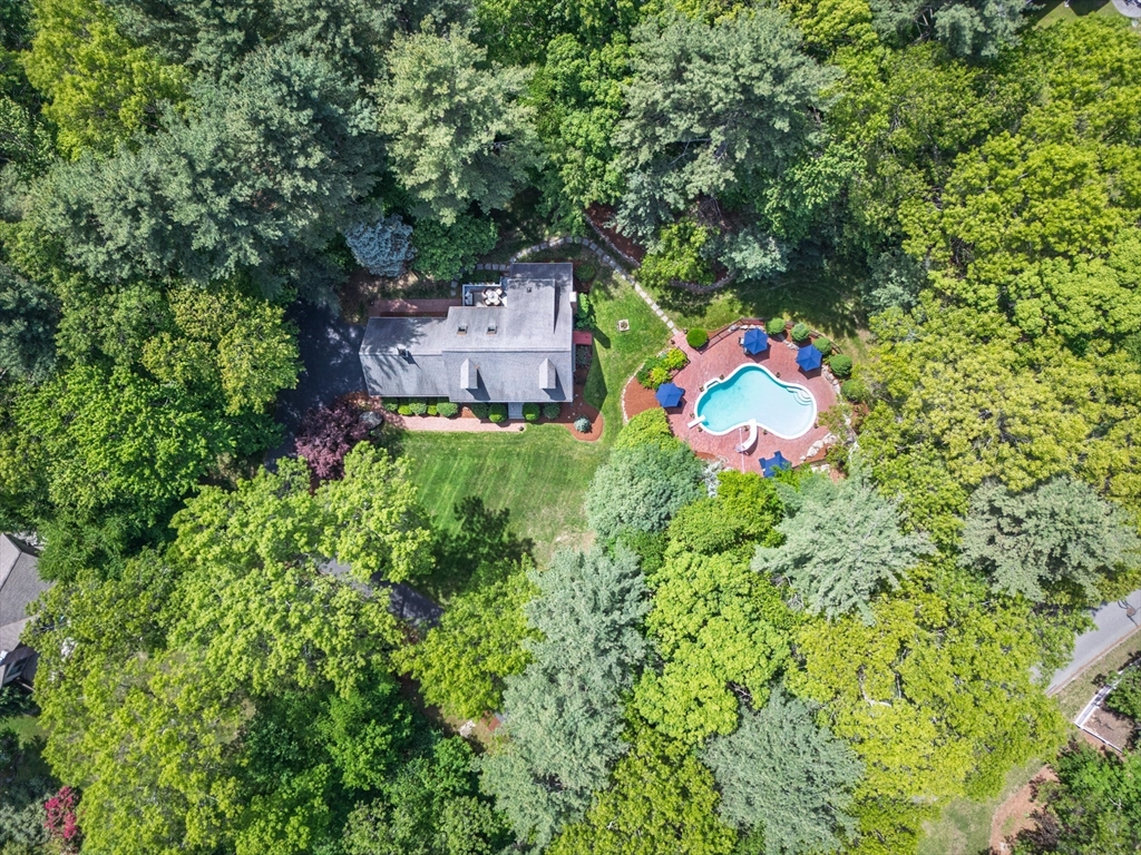 28 Old Farm Rd