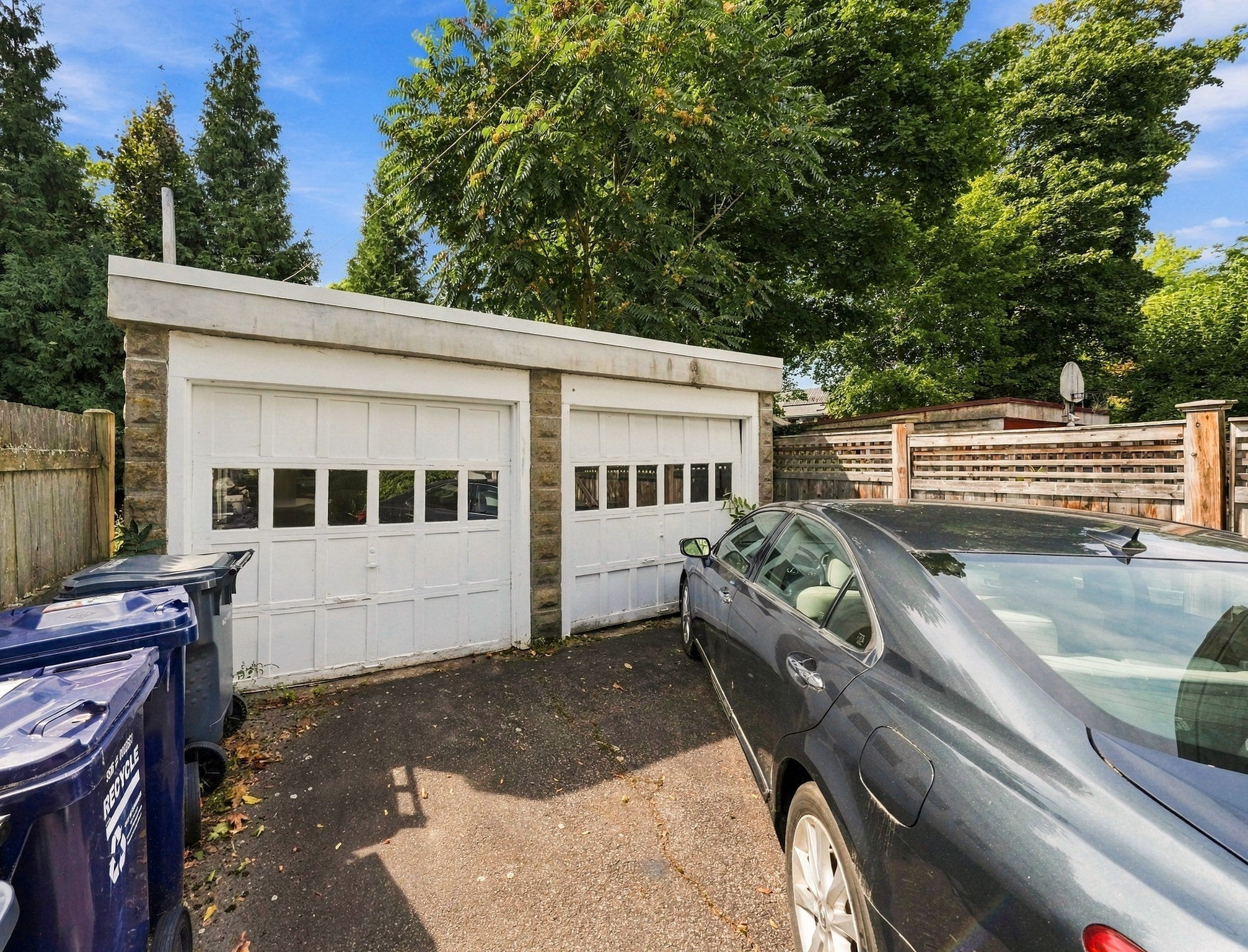 32-34 Grozier Rd.