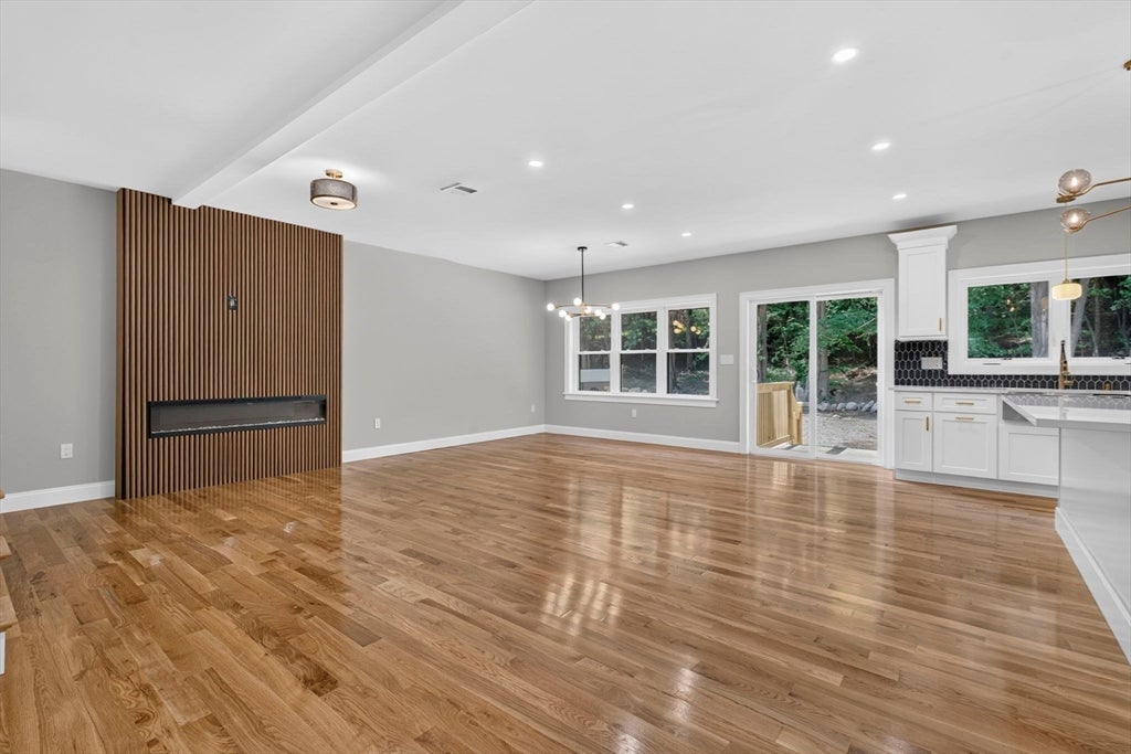 27 Rollins ST #B, Groveland, MA, 27 Rollins ST #B, Groveland, MA Photo #13