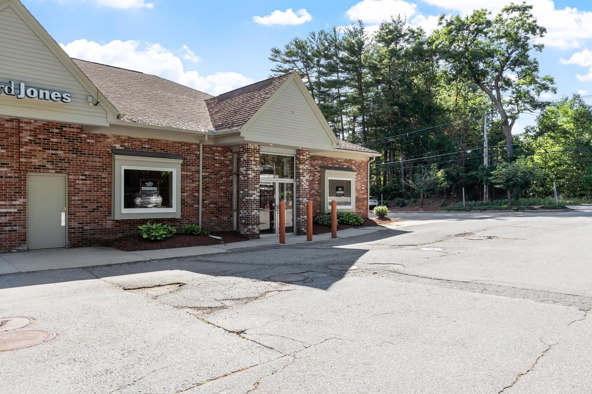 223 Groton Road