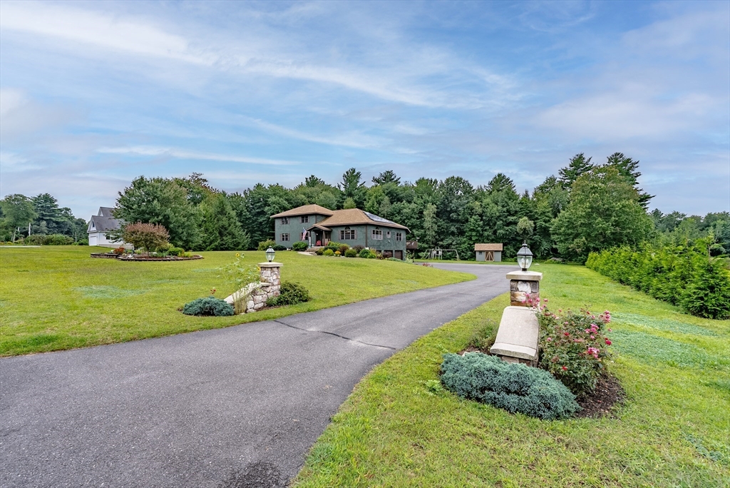 140 Sheffield Dr