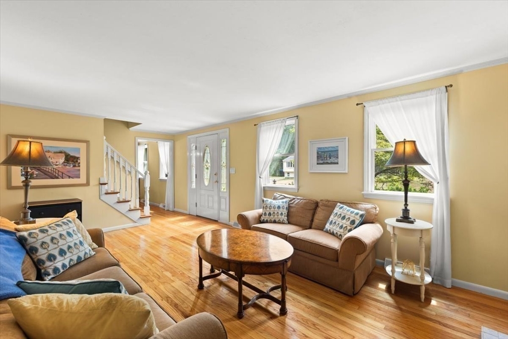 4 Karol Drive