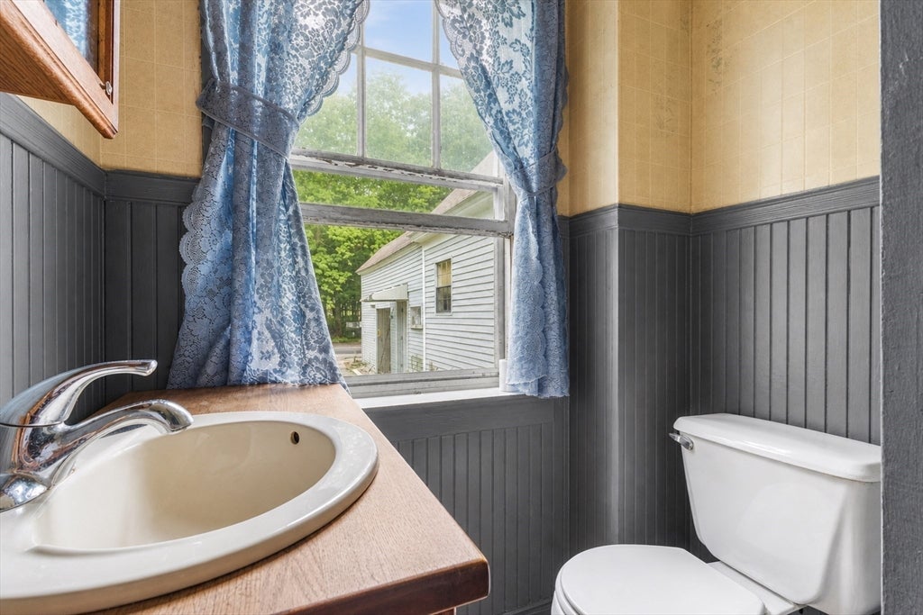 1313 Somerset Ave, Taunton, MA, 1313 Somerset Ave, Taunton, MA Photo #12